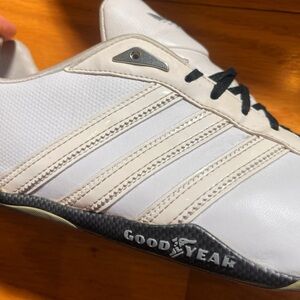 ❌SOLD IG: chillwillscloset❌ Adidas x Goodyear racing shoes